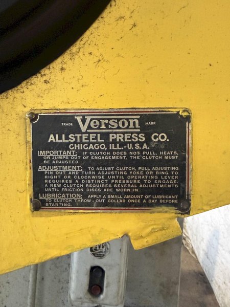 45 TON X 66" VERSON 2050 PRESS BRAKE W/ DIES. STOCK # 0219626.