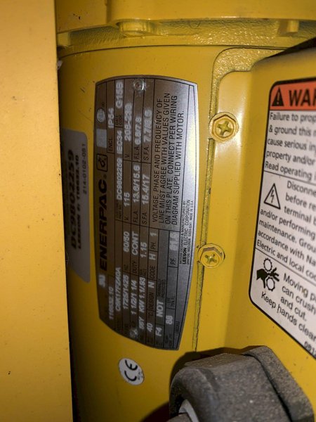ENERPAC Model ZE4220LB Electric Hydraulic Pump, sn D24615034C