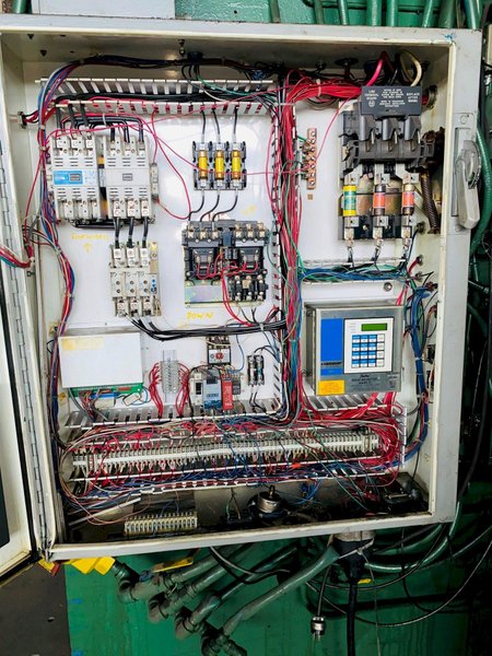 250 TON VERSON 12 F OBG INCLINED GAP FRAME PRESS. STOCK # 0507719