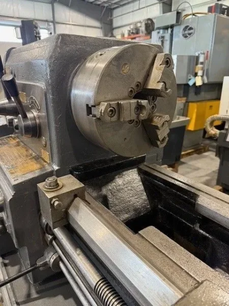 YAM 17” x 33” Engine Lathe Cadillac Mori #7563