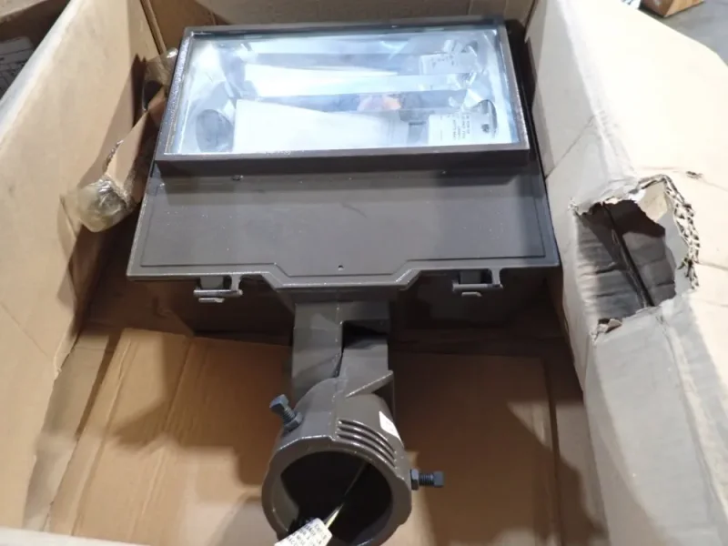 COOPER LIGHTING 400 WATTS FLOOD LIGHTS  -  HPWR-65S-400-480V