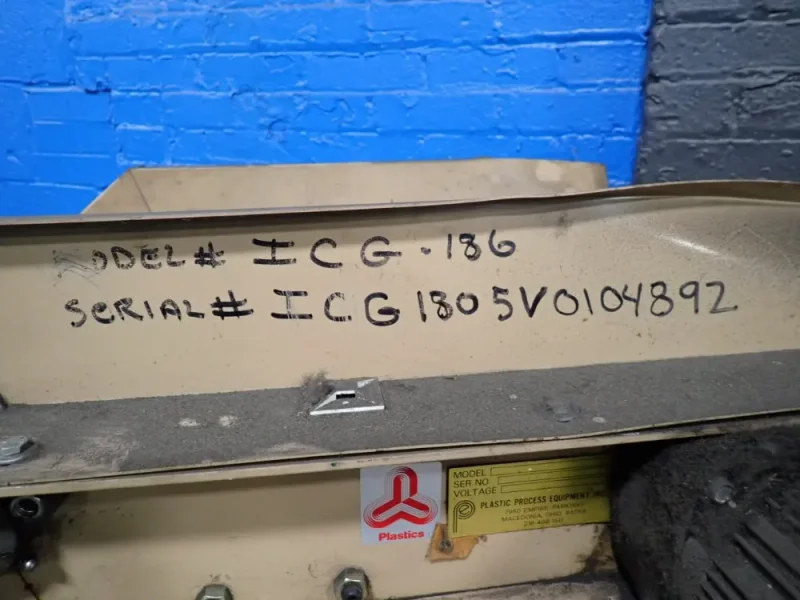 PLASTICS 93" X 18" INCLINE BELT CONVEYOR  -  ICG-186