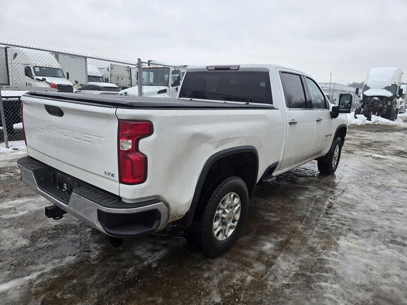 Chevrolet Silverado 2500HD LTZ Crew Cab 4×4, 2023 – 6.6L Duramax Diesel | 61,218 Miles