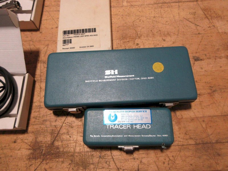 Tesatronic TTA 20 Electronic Amplifier Analog Display with Probe, Assorted Sheffield Tracer Heads and Other Probes.- Auction Item