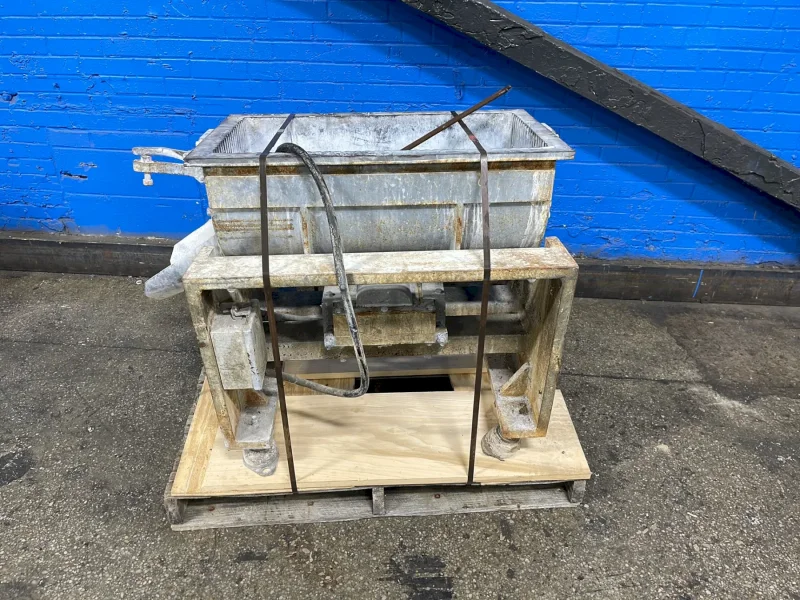 VIBRODYNE VIBRATORY FINISHER  -  VE200C