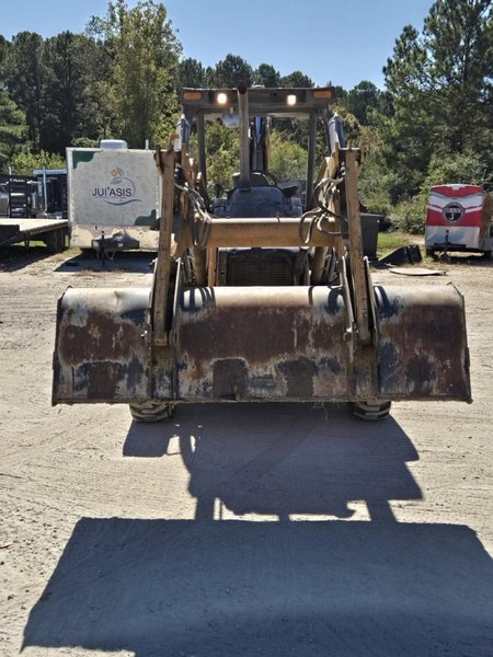 Case 580N Loader Backhoe, 2014 – Enclosed Cab, Pilot Controls