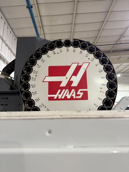 Haas VF-8/50 CNC Vertical Machining Center – 50 Taper Mill
