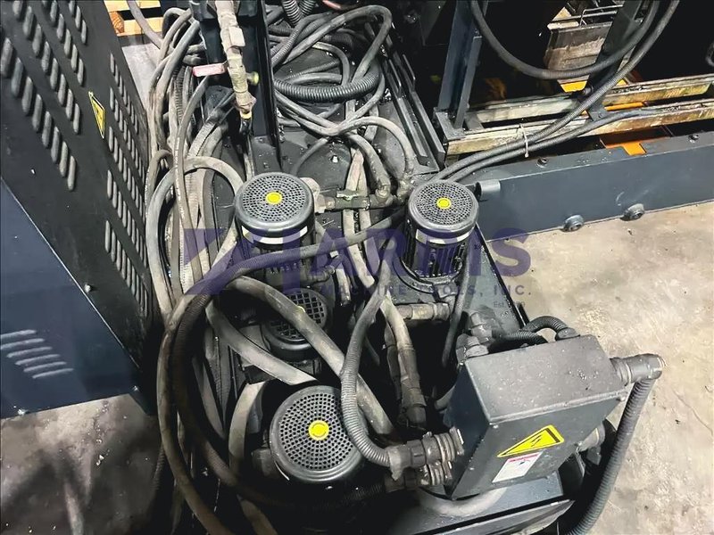 MAZAK FH-6800 CNC Horizontal Machining Center, 2006