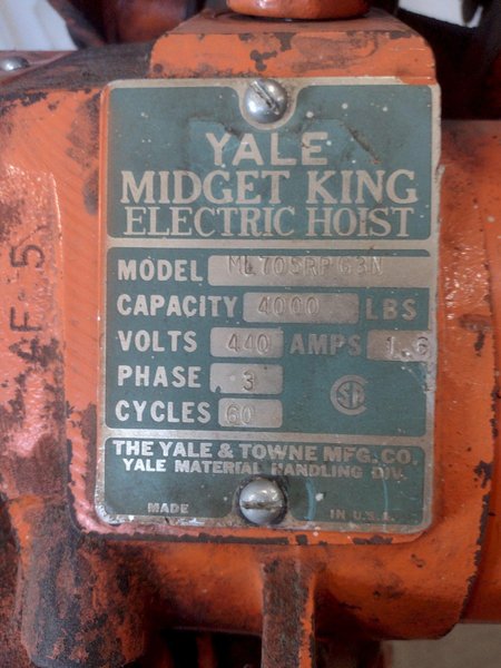 4000 LBS (2 TON) YALE ELECTRIC ROLLER CHAIN HOIST: STOCK #16538