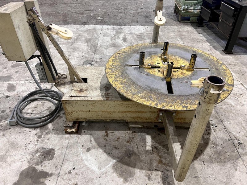 5,000 LB DTI MODEL #5003 HORIZONTAL PALLET TYPE MOTORIZED COIL REEL: STOCK #20119