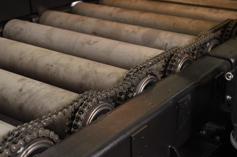 NEW 40"H x 40"W HYD-MECH H-40/40 HORIZONTAL BAND SAW