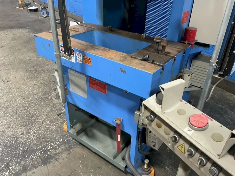 AIDA 66 TON GAP FRAME PRESS  -  NC1-60(2)
