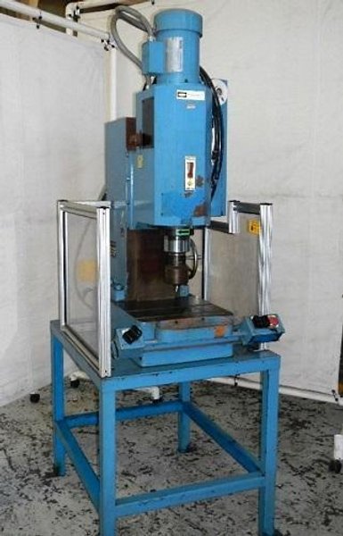 5/8&quot; VSI ORBITAL RIVETER