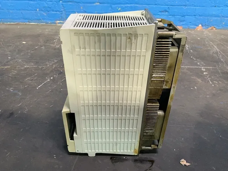 MITSUBISH 9 KW SERVO DRIVE UNIT  -  MDS-C1-V1-90