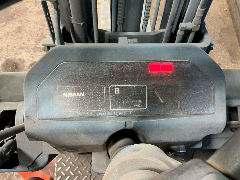 NISSAN PROPANE FORKLIFT  -  CPJ01A15-V