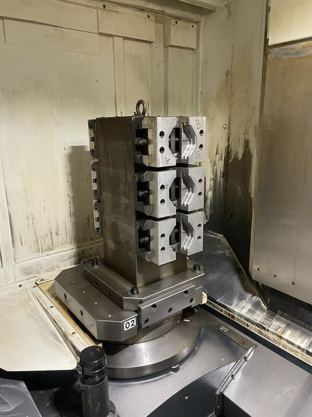 DMG Mori NHX 5000 HMC, 2017 – Full 4th Axis, TSC, ERGOline Celos M730UM Control, Chip Conveyor