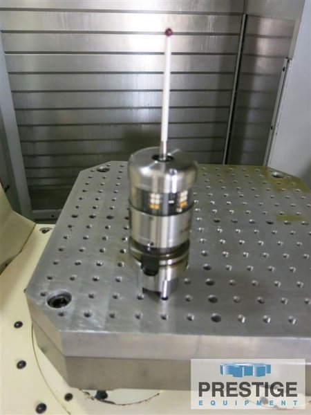 Makino D500 5-Axis Vertical Machining Center