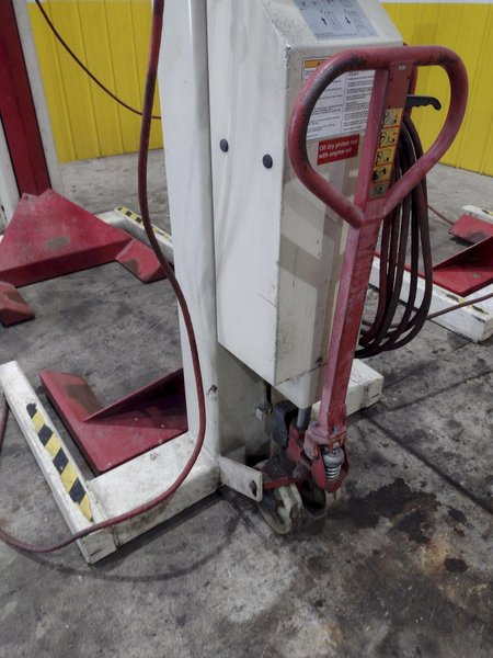 (4) 13,000 LBS STERTIL-KONI MODEL ST-1060 HEAVY DUTY MOBILE COLUMN LIFT JACKS: STOCK #23063