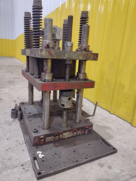3 TON AIRAM 4 POST ROLLFORMER CUTOFF / PUNCH PRESS: STOCK #22112