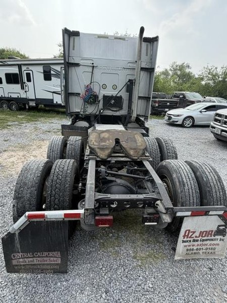 International ProStar Sleeper Truck, 2014 – Class 8 Tandem Axle Semi Tractor w/ Diesel Engine, Sleeper Cab &amp; Air Ride Suspension