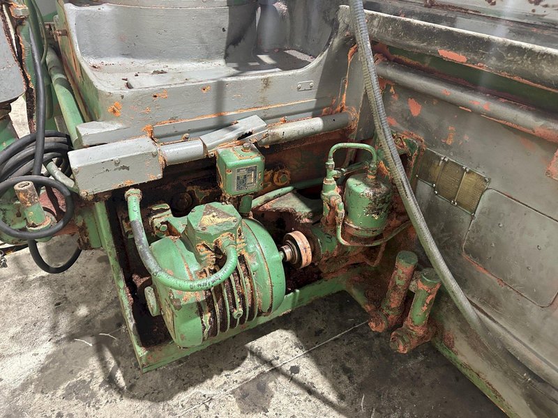 14&quot; x 72&quot; CINCINNATI ROLL CYLINDRICAL GRINDER: STOCK #22532