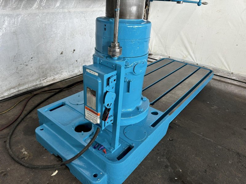 5&#039; X 11&quot; CARLTON NATCO 1A RADIAL ARM DRILL. STOCK # 0893724
