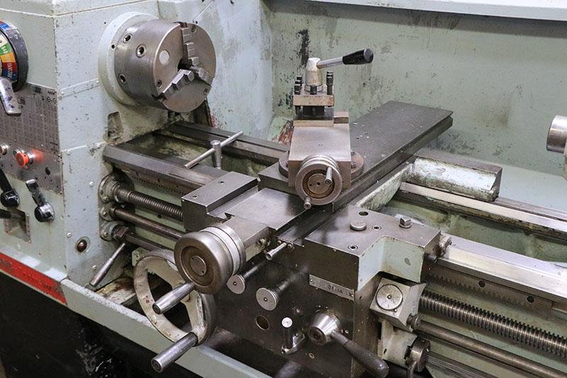 15&quot; x 30&quot; CLAUSING-COLCHESTER ENGINE LATHE MODEL: 8030
