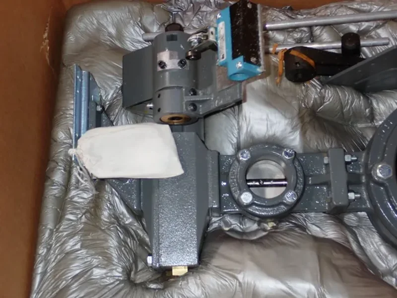 MAXON 6 1/2" &amp; 2" ACTUATOR VALVE  -  906156