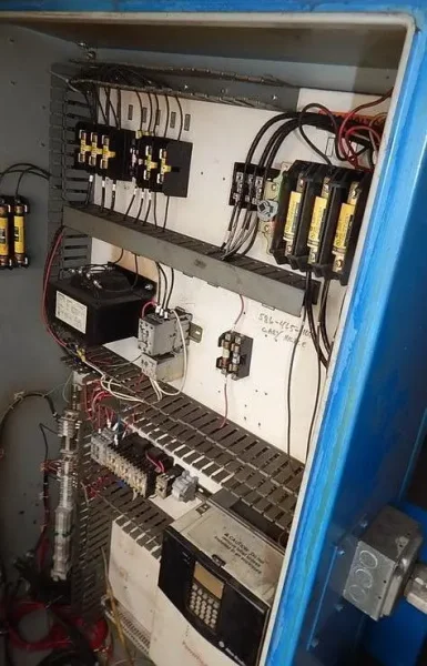 USED 12 STAND CONTOUR MODEL 201210 ROLL FORMER