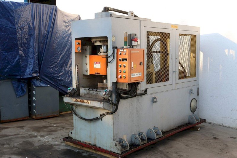 150 TON YAO SHENG MODEL TUVB-1J0P HYDRAULIC PRESS: STOCK 68629