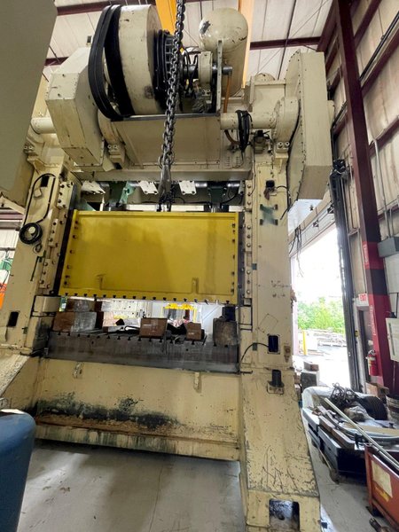 800 ton Blow Press Model SC2-800-108-54 Used Straight Side Mechanical Metal Stamping Press For Sale, Year 1995, Rebuilt in 2016
