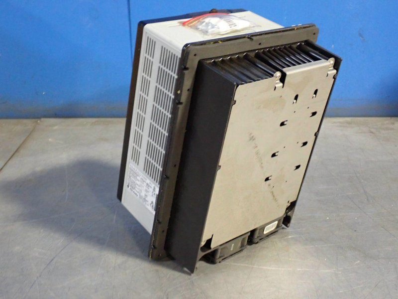 ALLEN BRADLEY 10 HP SERIES A POWERFLEX70  -  20AD014FA0YNANC0