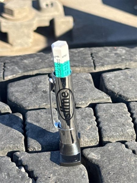 2020 Freightliner Cascadia 1FUJHHDVXLLLC1679