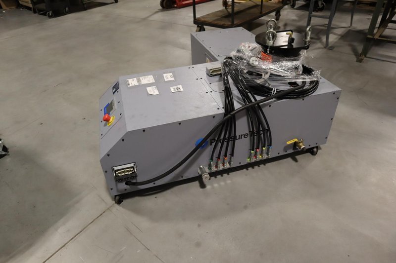 PressureTech PT2000-8H Coolant System 2000 PSI, 8 Outputs,- Auction Item