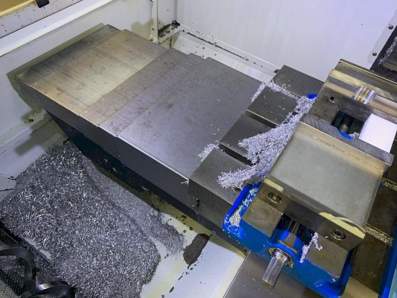 2015 HAAS VF-2SSYT Vertical Machining Center