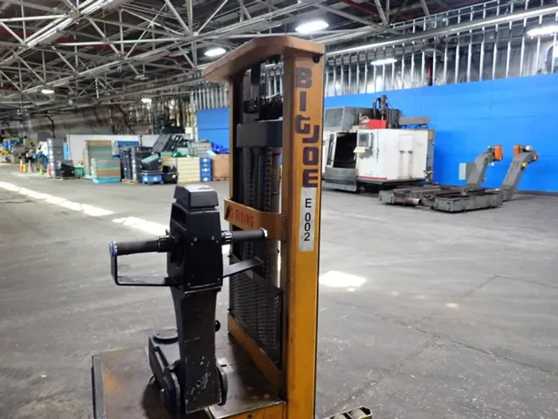 BIG JOE 3000 LBS ELECTRIC PALLET JACK   -  PDM-30-106
