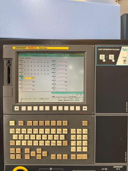 Doosan DNM-500II CNC Vertical Machining Center – TSC Mill