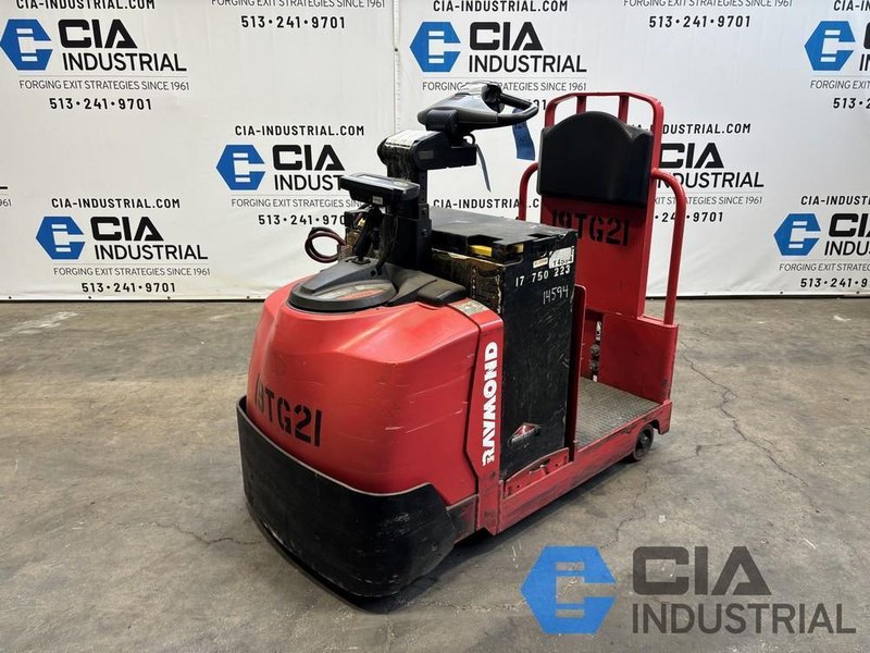 2019 - RAYMOND MODEL 8610 ELECTRIC TUGGER TRACTOR