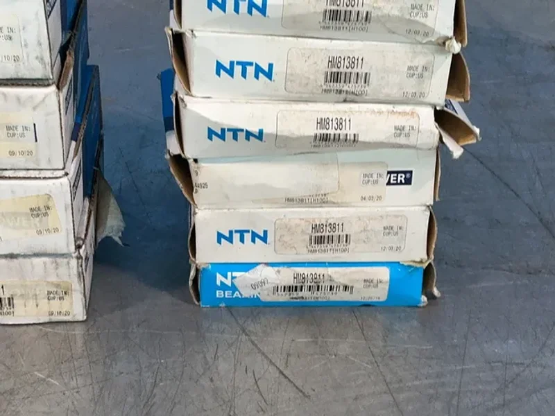 NTN ROLLER BEARING CUPS  -  HM813811