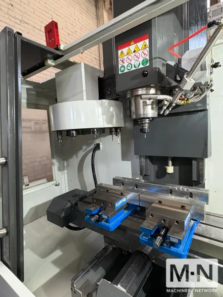 HAAS TM-1 CNC Vertical Machining Center, 2017