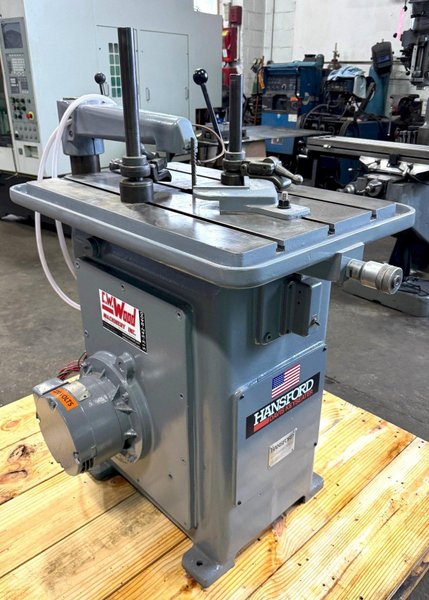 1-1/2&quot; Hansford Davis Keyseater No. 15, 1/16&quot; to 1-1/2&quot; Cap., 30&quot; x 21&quot; Tbl, 2 HP, Clean
