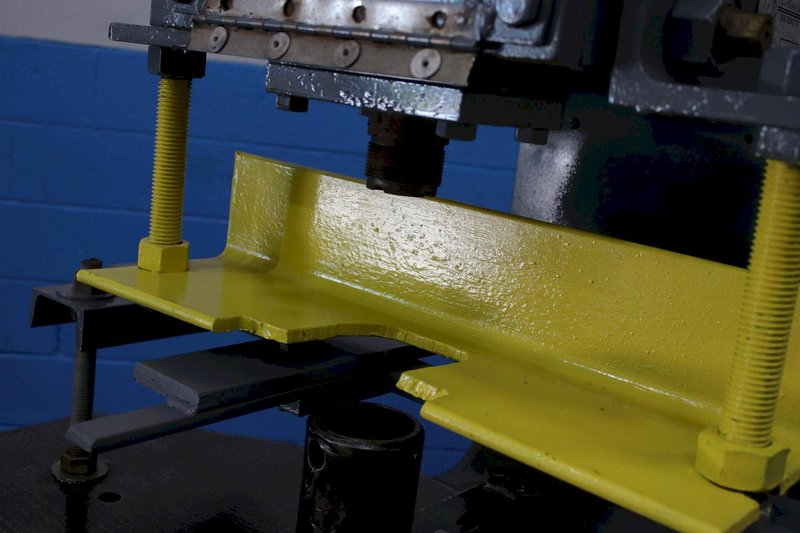 70 TON DAVIS HYDRAULIC IRONWORKER: STOCK #74830