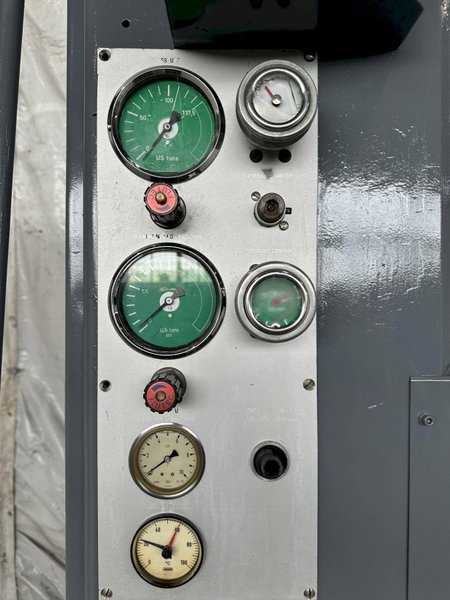 300 TON HINES SC0542 HYDRAULIC DEEP DRAW PRESS. STOCK # 0420423