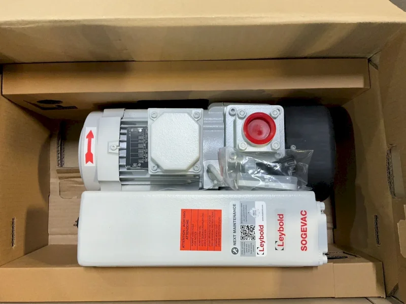 LEYBOLD SOGEVAC SV40B VACUUM PUMP   -  S170852