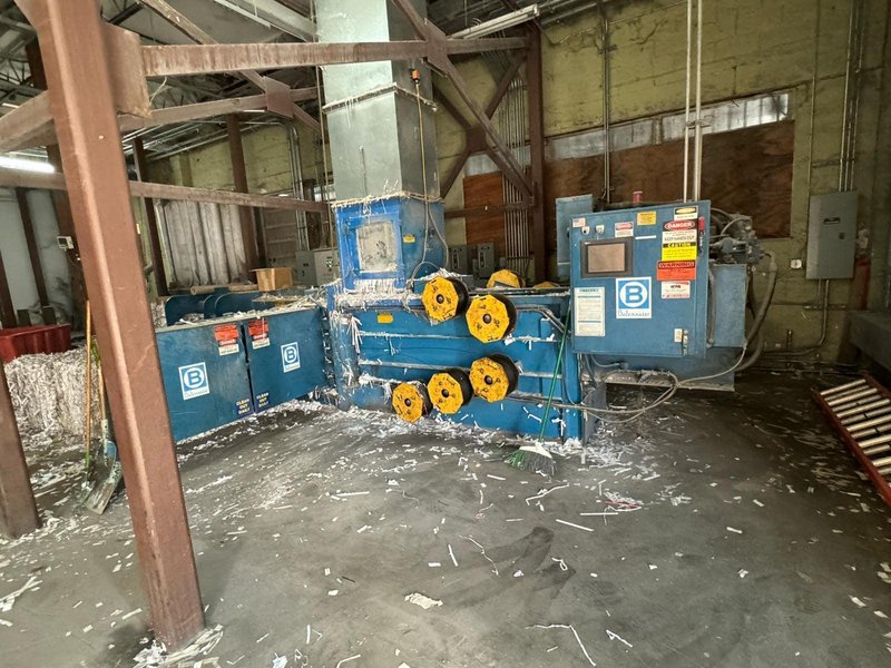 Balemaster 4025G-6 Auto-Tie Baler