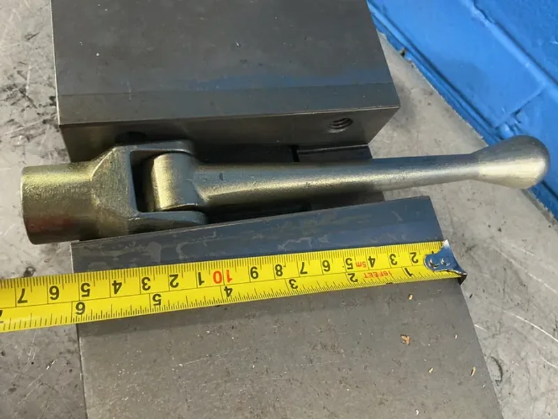 KURT 6” VISE  -  3600V