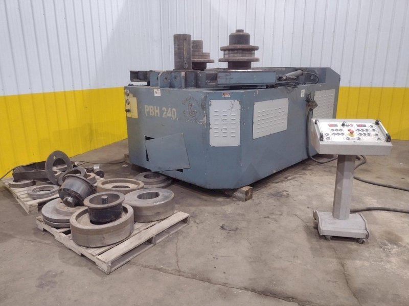 6" X 6" X 3/4" DURMA MODEL #PBH240 HYDRAULIC ANGLE BENDING ROLL, NEW 2009: STOCK #16892