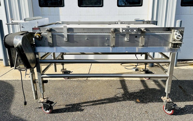 Burford Corp Model: SO72846  |   S.S. Bi-Directional Accumulation Table w/ 2-Motors