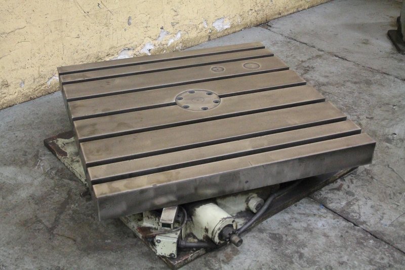 39-1/4&#039; X 39-1/4&#039; AIR LIFT ROTARY T SLOTTED TABLE: STOCK #65898
