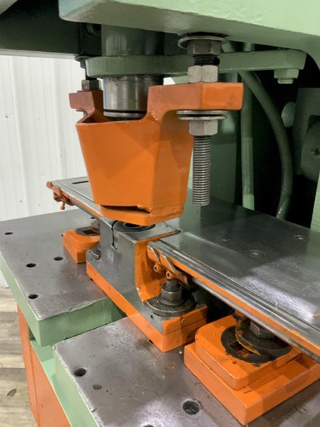 88 TON PIRANHA MODEL #PII-88 HYDRAULIC IRONWORKER: STOCK #80686